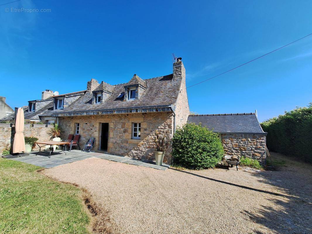 Maison à PLOUGASNOU