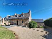 Maison à PLOUGASNOU