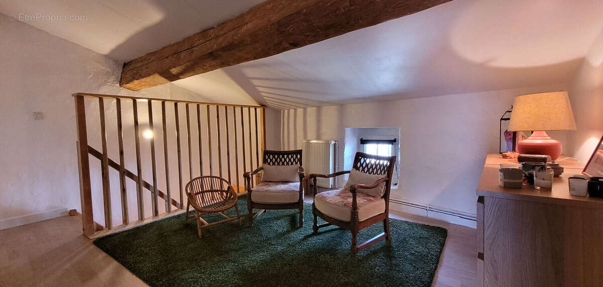 Maison à SAINT-GERVAIS-SUR-ROUBION