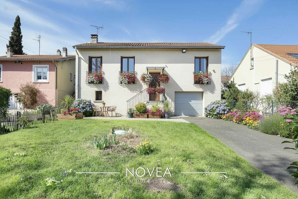 Maison à LYON-9E