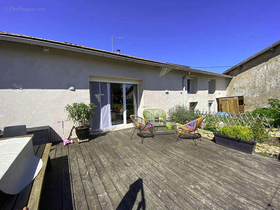 Maison à COMMERCY