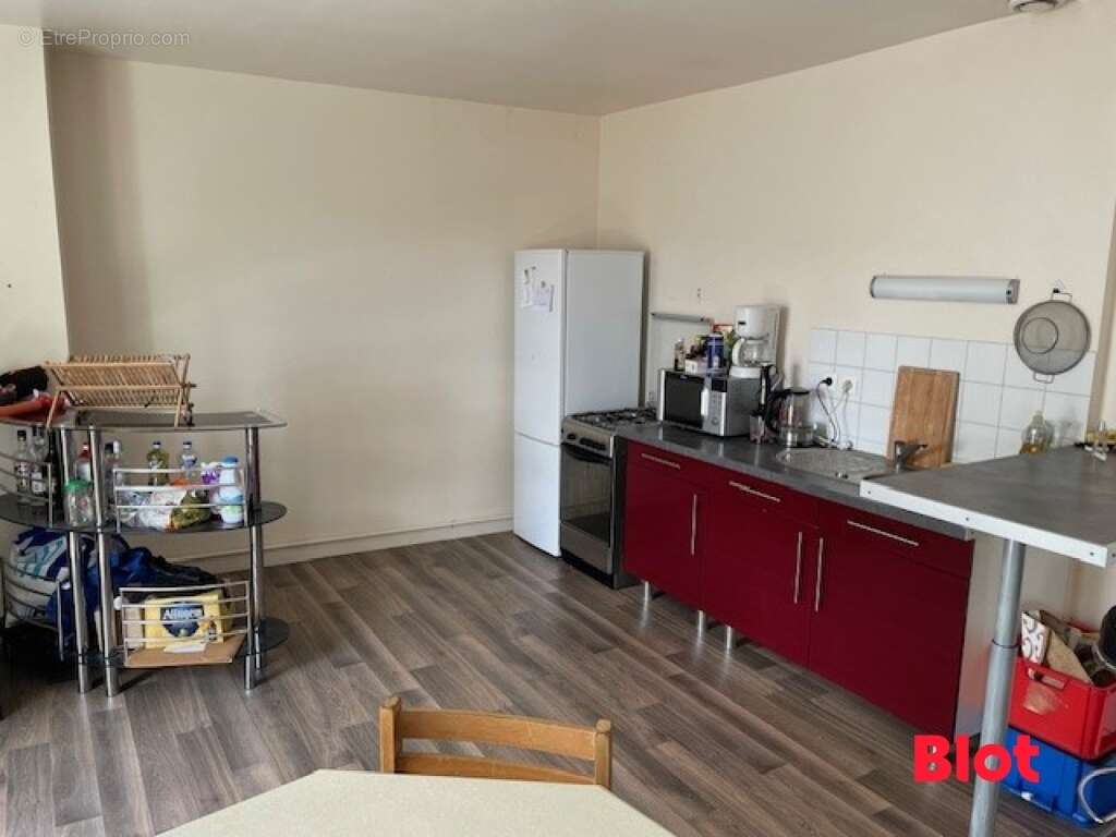 Appartement à FOUGERES