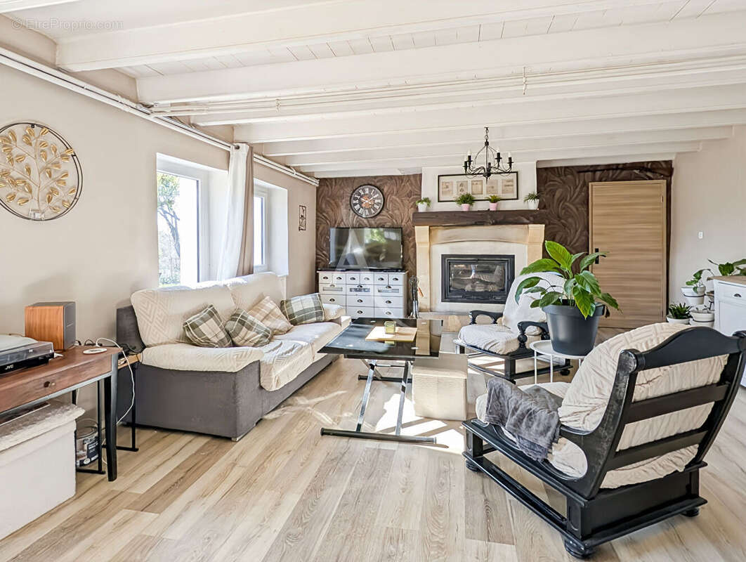 Maison à MONSEMPRON-LIBOS