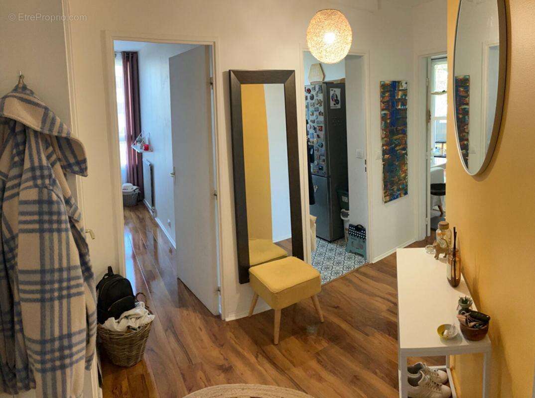 Appartement à ELANCOURT