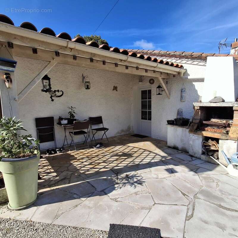Maison à LA ROCHEFOUCAULD