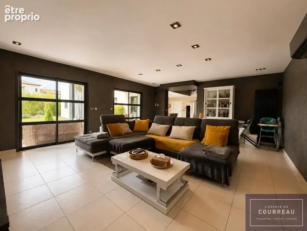 Maison F6 de 266 m2 sur une parcelle de 1 000 m2 - photo 12