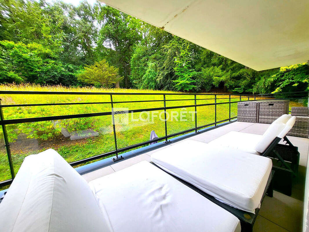 Appartement à VILLE-D'AVRAY