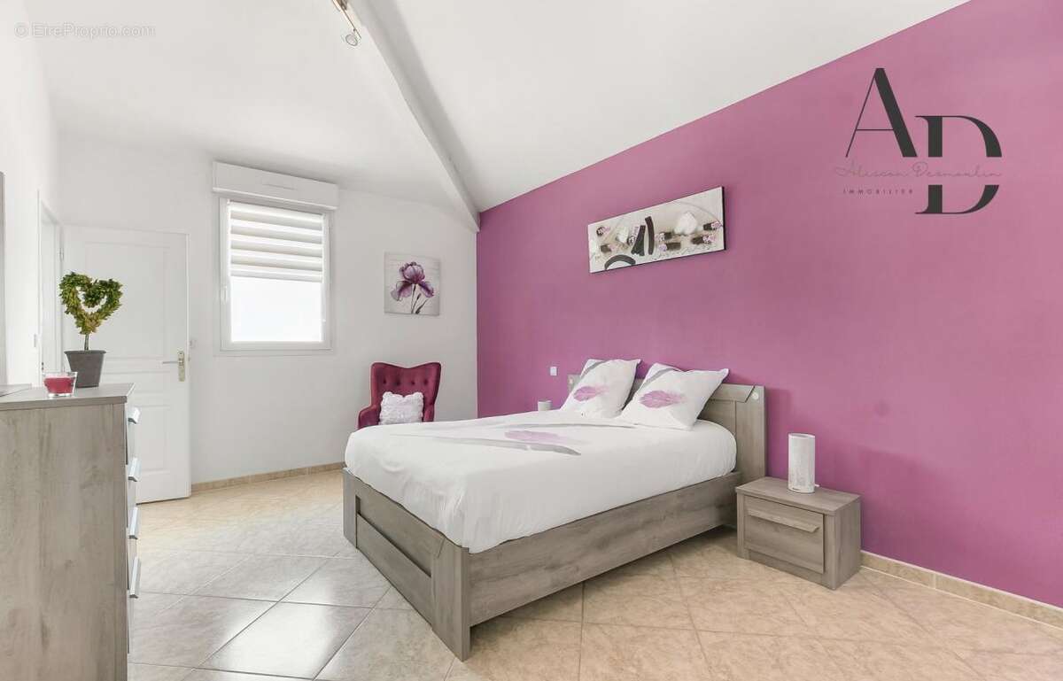 Maison à CASTELGINEST