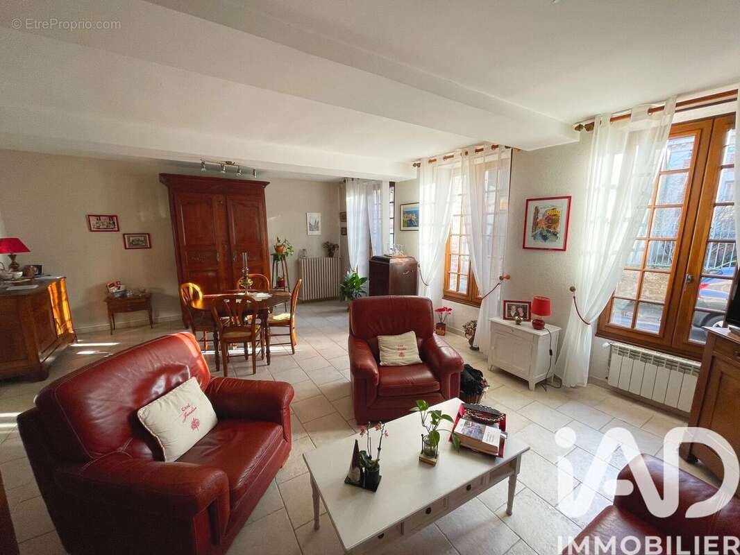 Photo 3 - Maison à VILLEBLEVIN