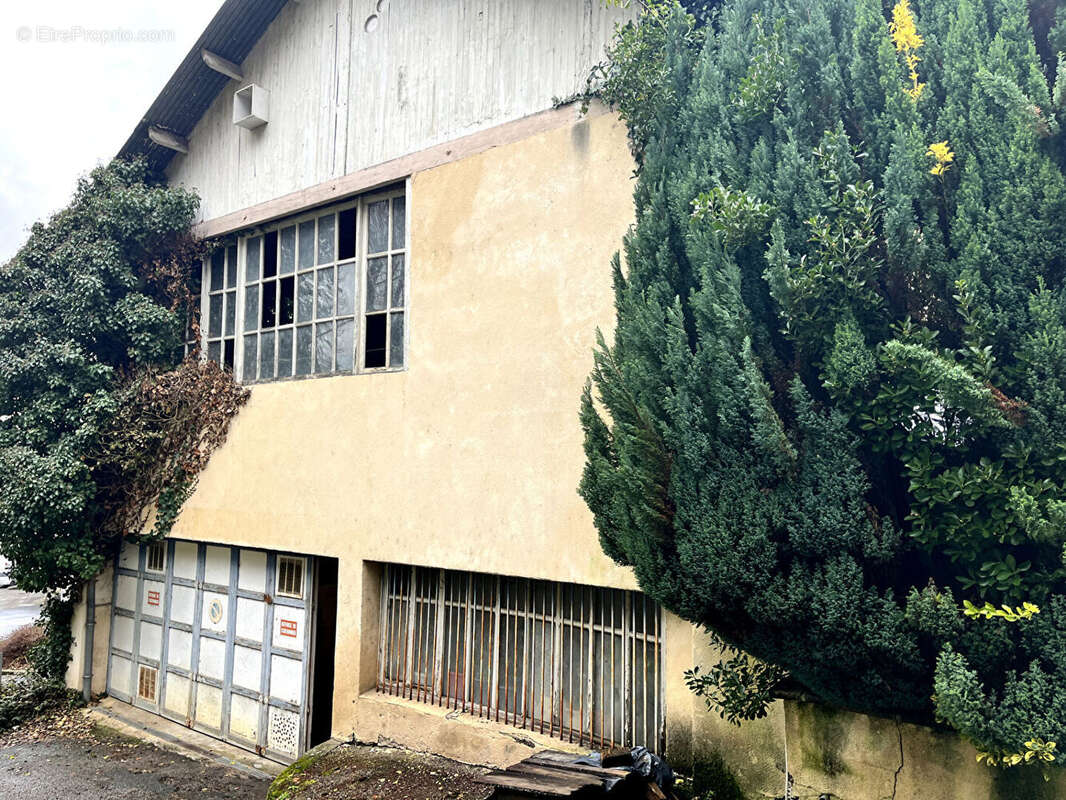 Entrepôt / local industriel Tulle 370 m² - photo 2