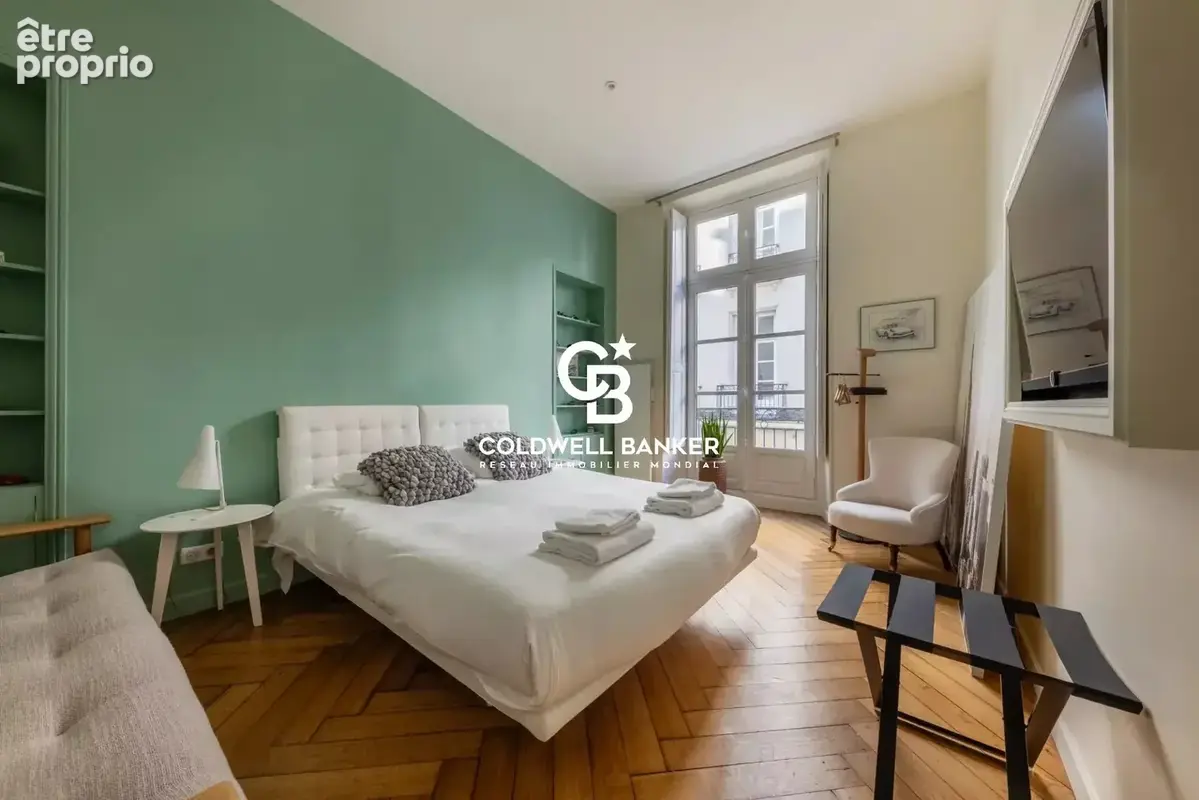 Nantes - rue crebillon - appartement d’exception meublé – prestations haut de gamme - photo 7