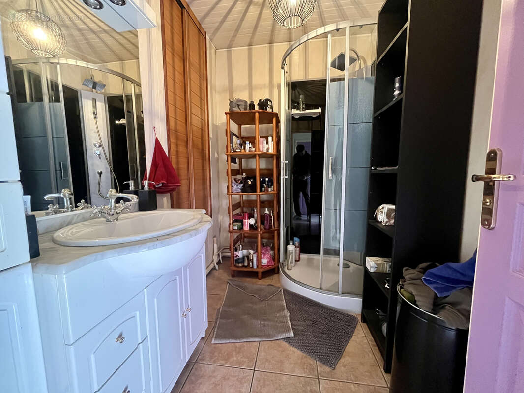 Appartement à AUBAGNE