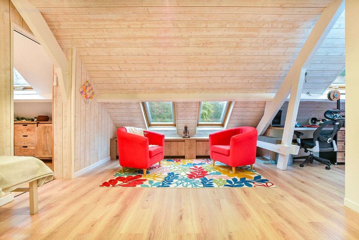 Maison à CHAUMES-EN-BRIE