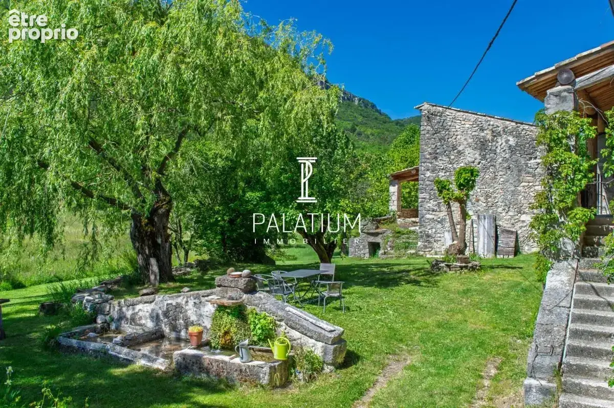 Exceptionnel hameau en pierre au coeur de la vallée du jabron - photo 5