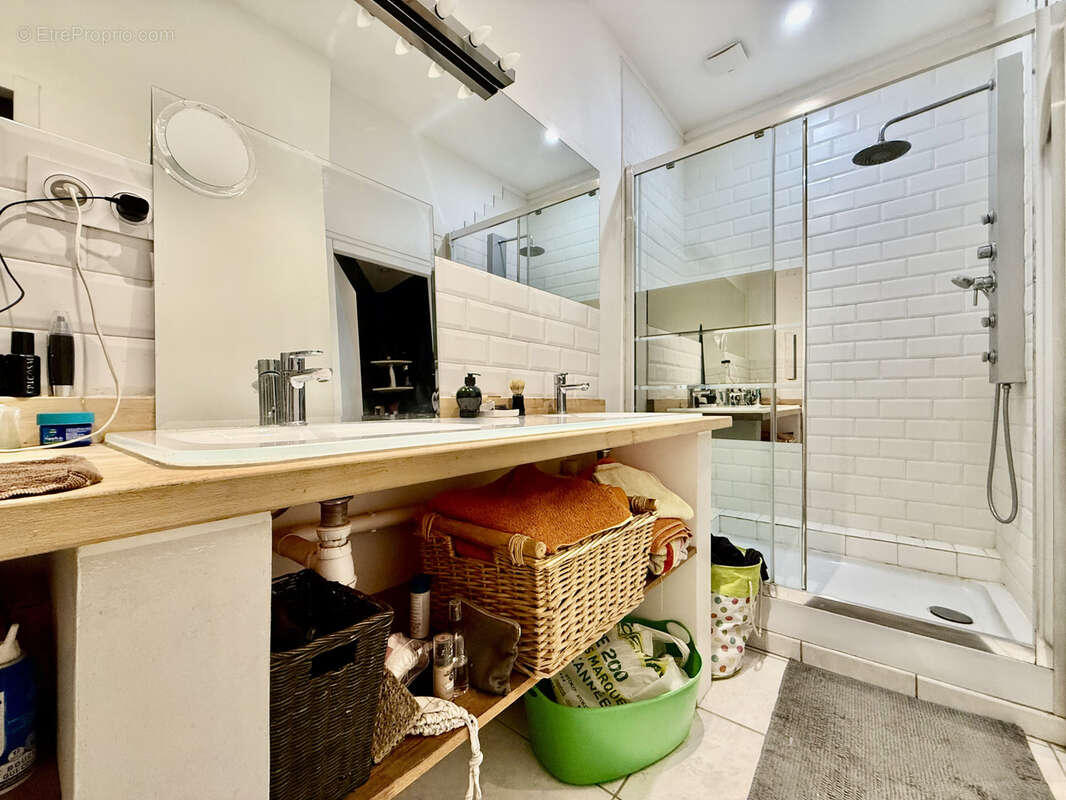 Maison à VILLEURBANNE