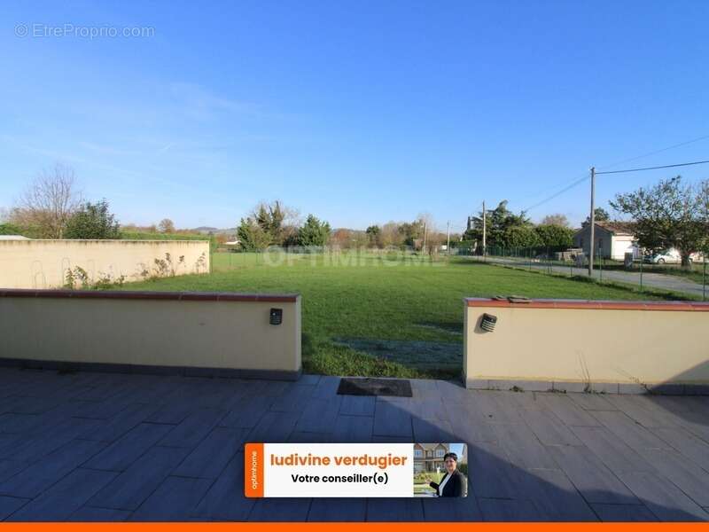 Maison à SAINT-ETIENNE-DE-FOUGERES