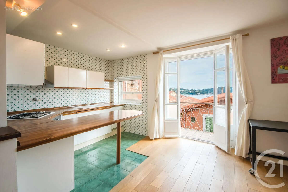 Appartement à VILLEFRANCHE-SUR-MER