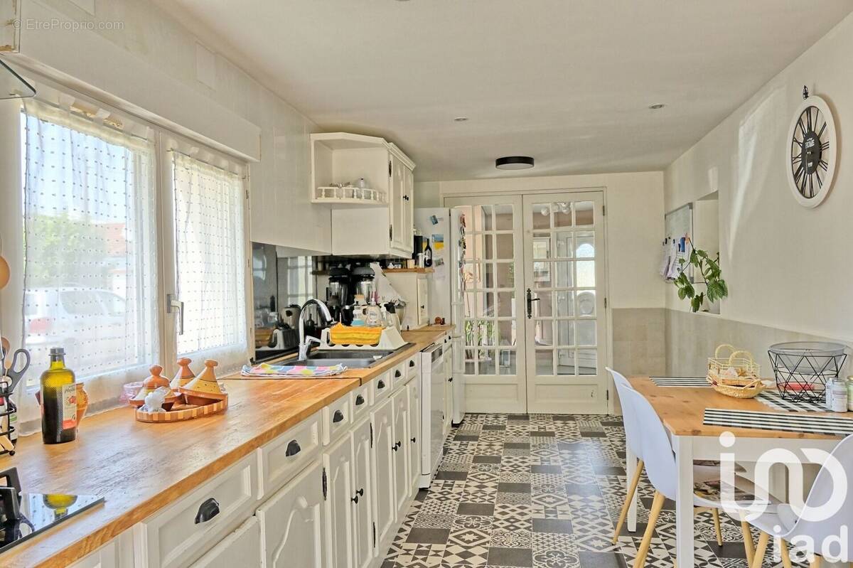 Photo 1 - Maison à DAMMARIE-LES-LYS