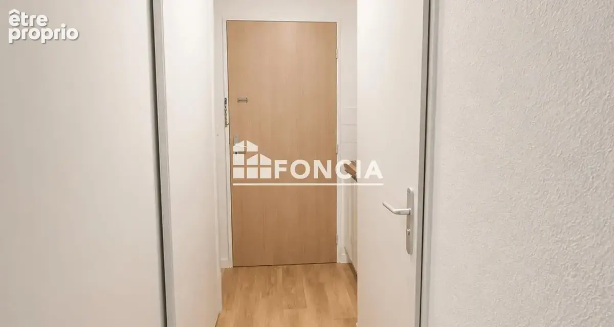Talence Université – Studio rénové avec parking, vendu loué ! - photo 3