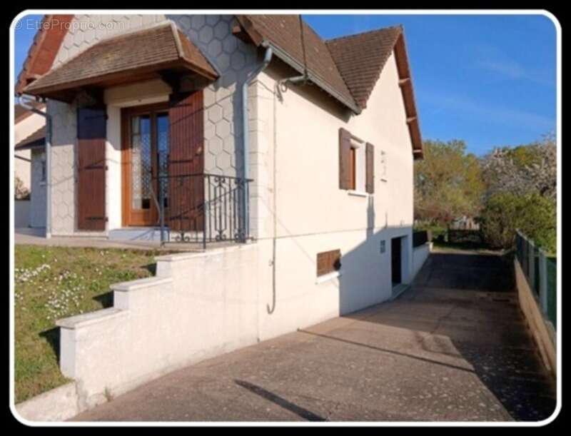 Maison à TREVOL