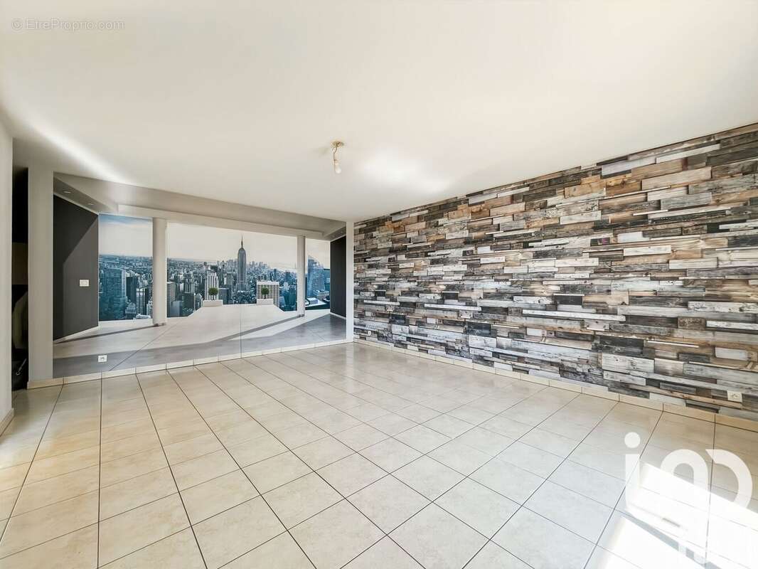 Photo 3 - Appartement à BRIE-COMTE-ROBERT