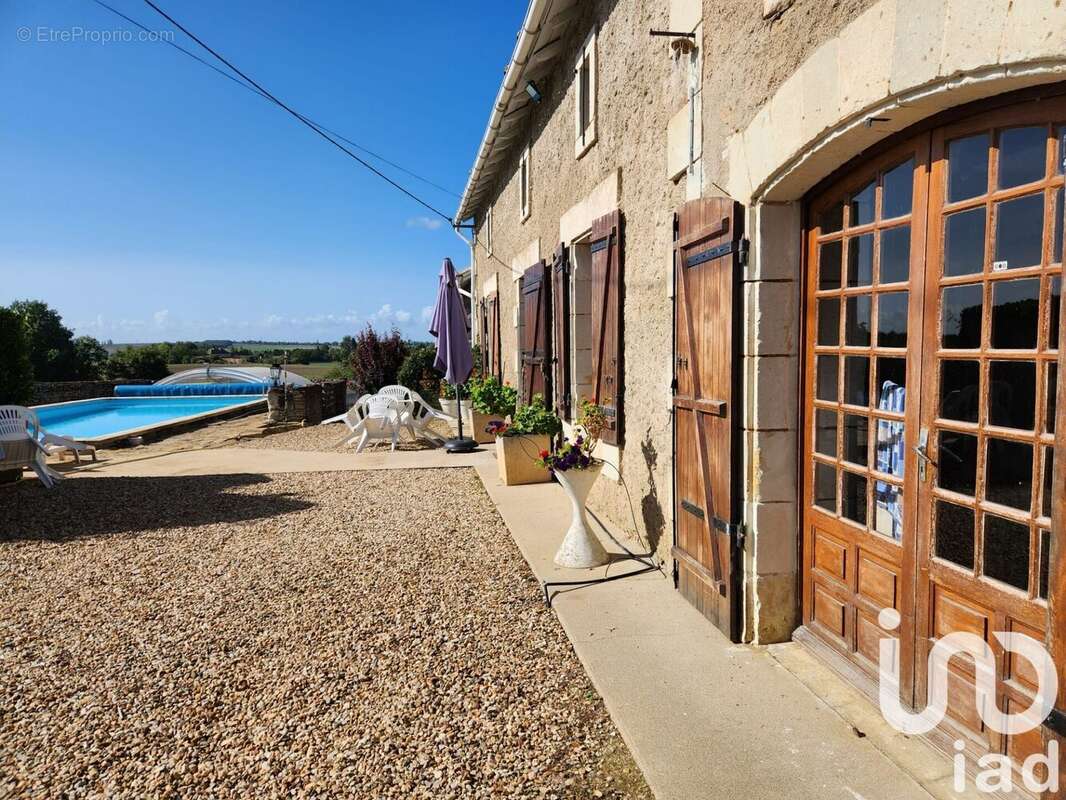 Photo 5 - Maison à THURAGEAU