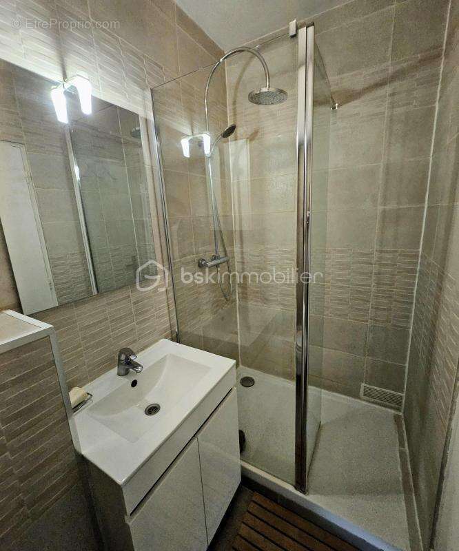 Appartement à SAINT-MAUR-DES-FOSSES