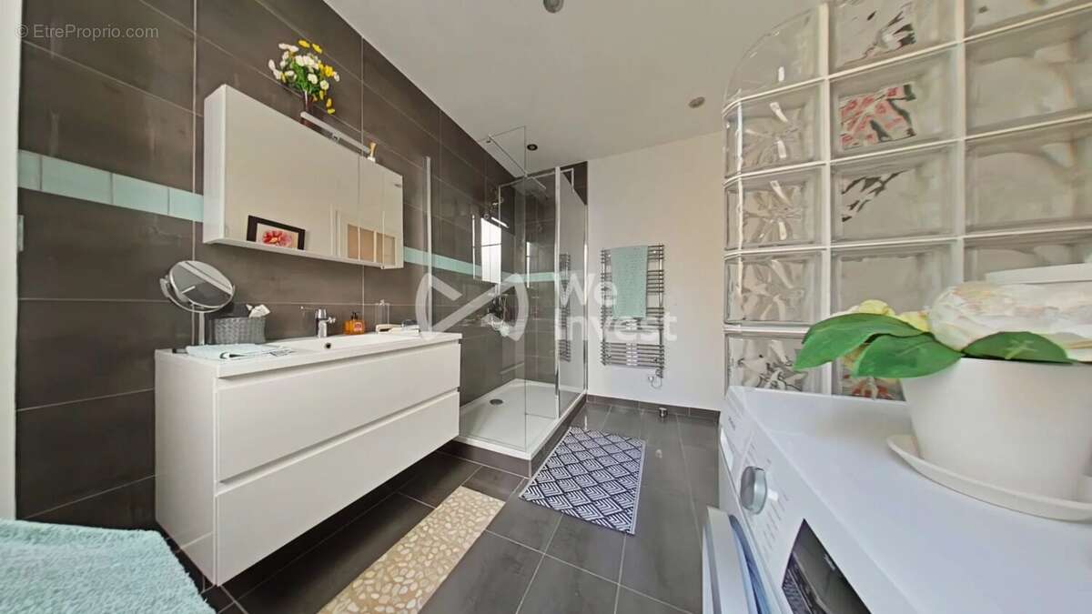 Appartement à COLOMBES