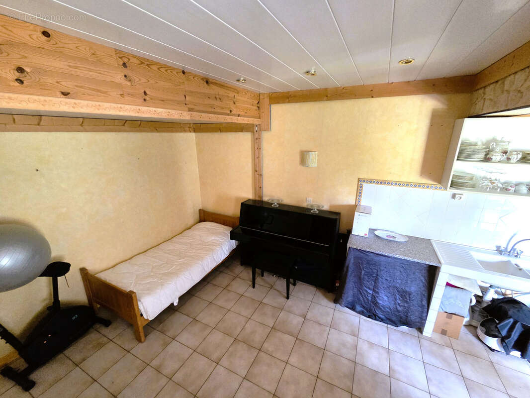 Maison à SAVIGNY-SUR-ORGE