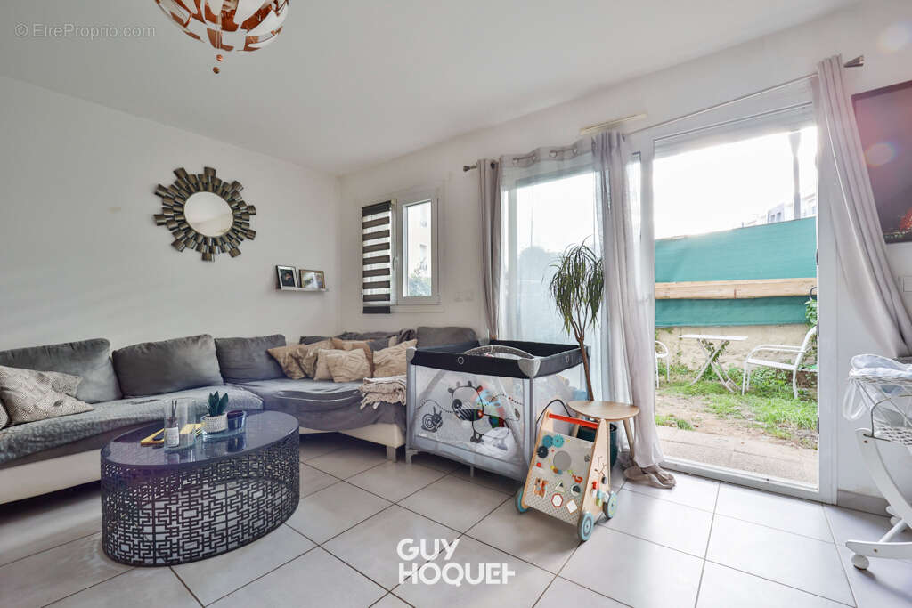 Appartement à BRIE-COMTE-ROBERT