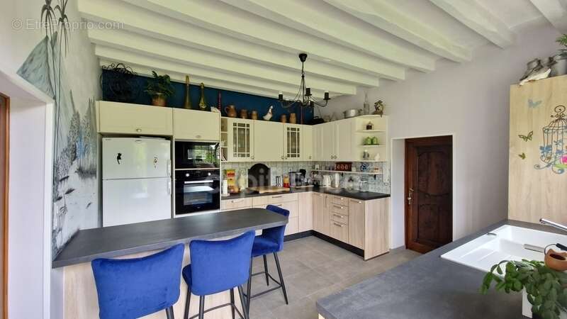 Dpt Essonne (91), à vendre proche de Méréville propriété 8 pièces avec maisonnette, jardin clos, cave et garage - photo 7