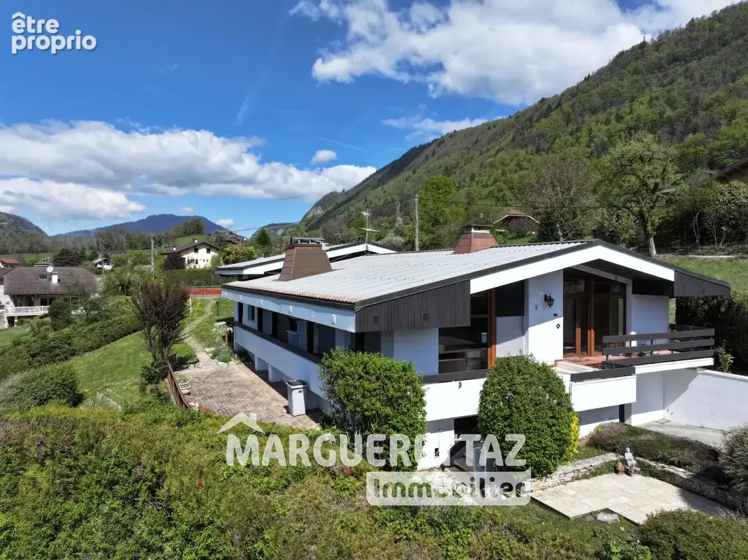 Villa 214m² sur 2929m² de terrain - Marignier - photo 1