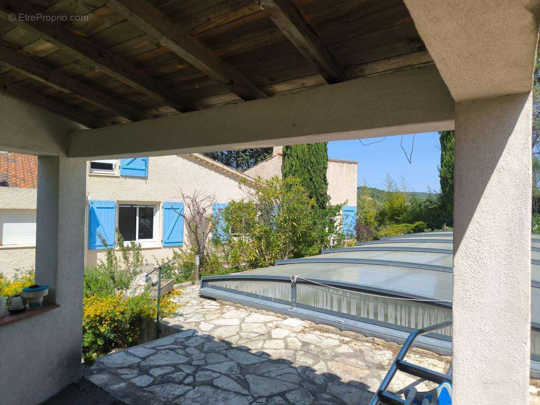 Maison à PIEUSSE