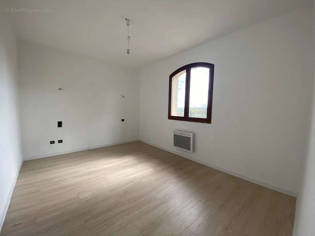 Maison à DREMIL-LAFAGE