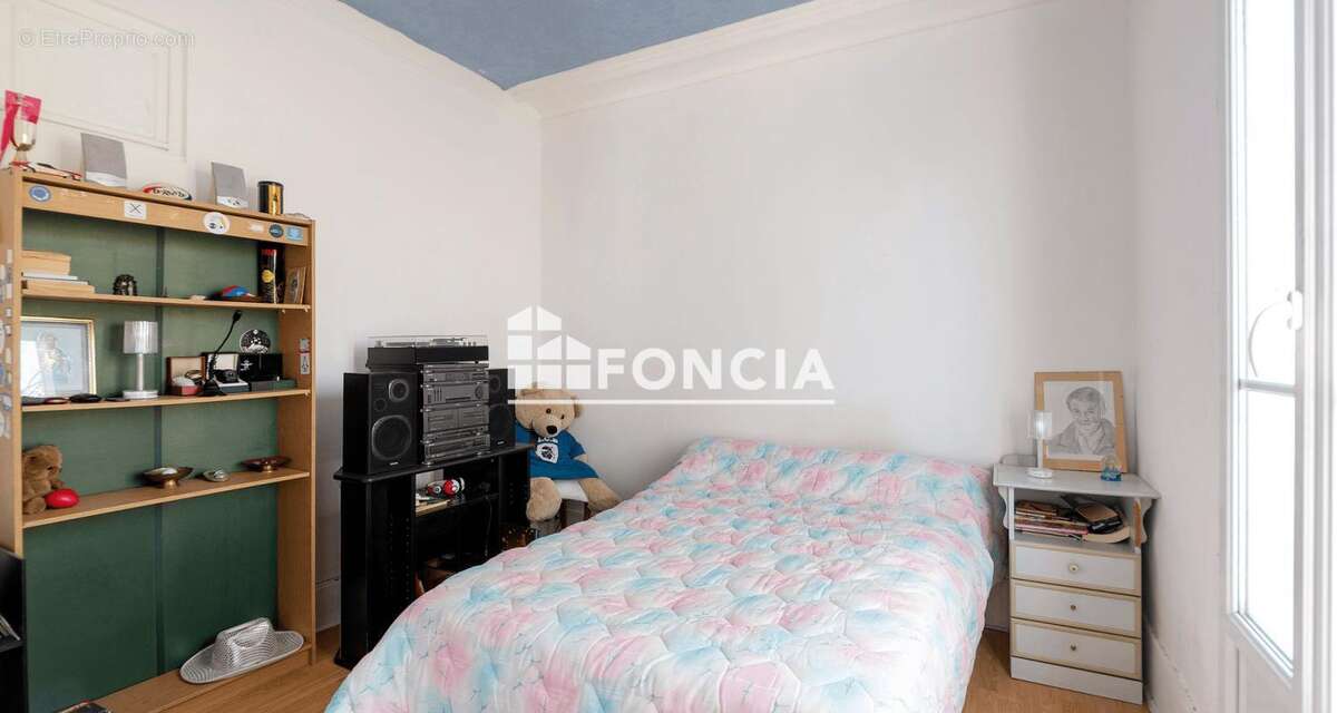 Appartement à PARIS-10E