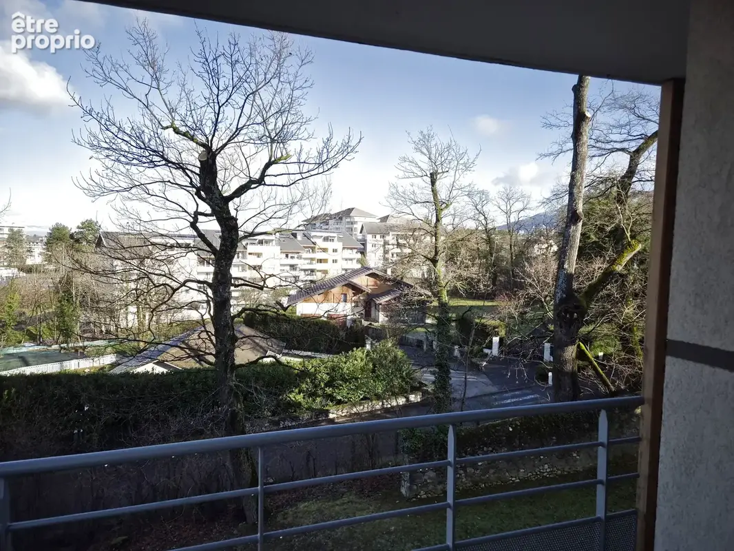 Appartement type 1 meublé avec terrasse et Parking privatif - photo 3