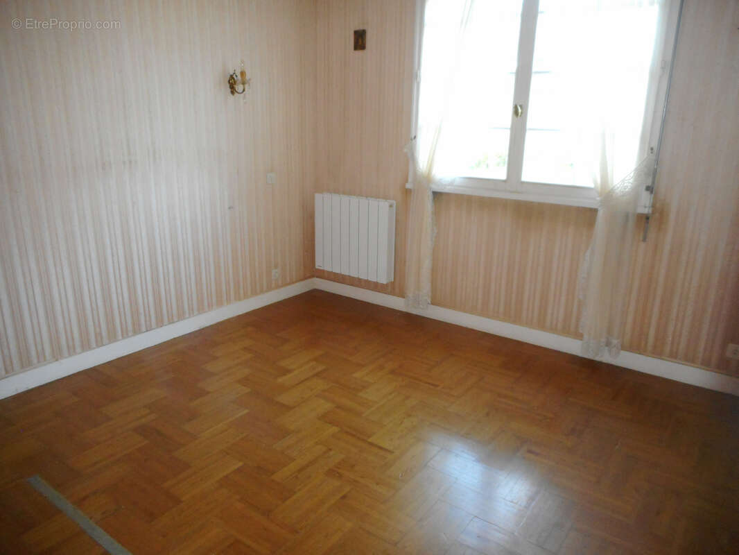 Maison à SAINT-MICHEL-CHEF-CHEF