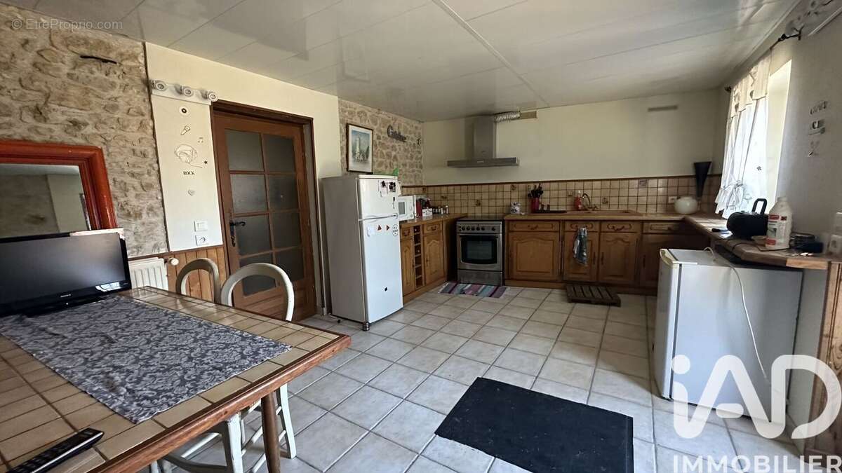 Maison 150 m² à Chenou  - photo 7