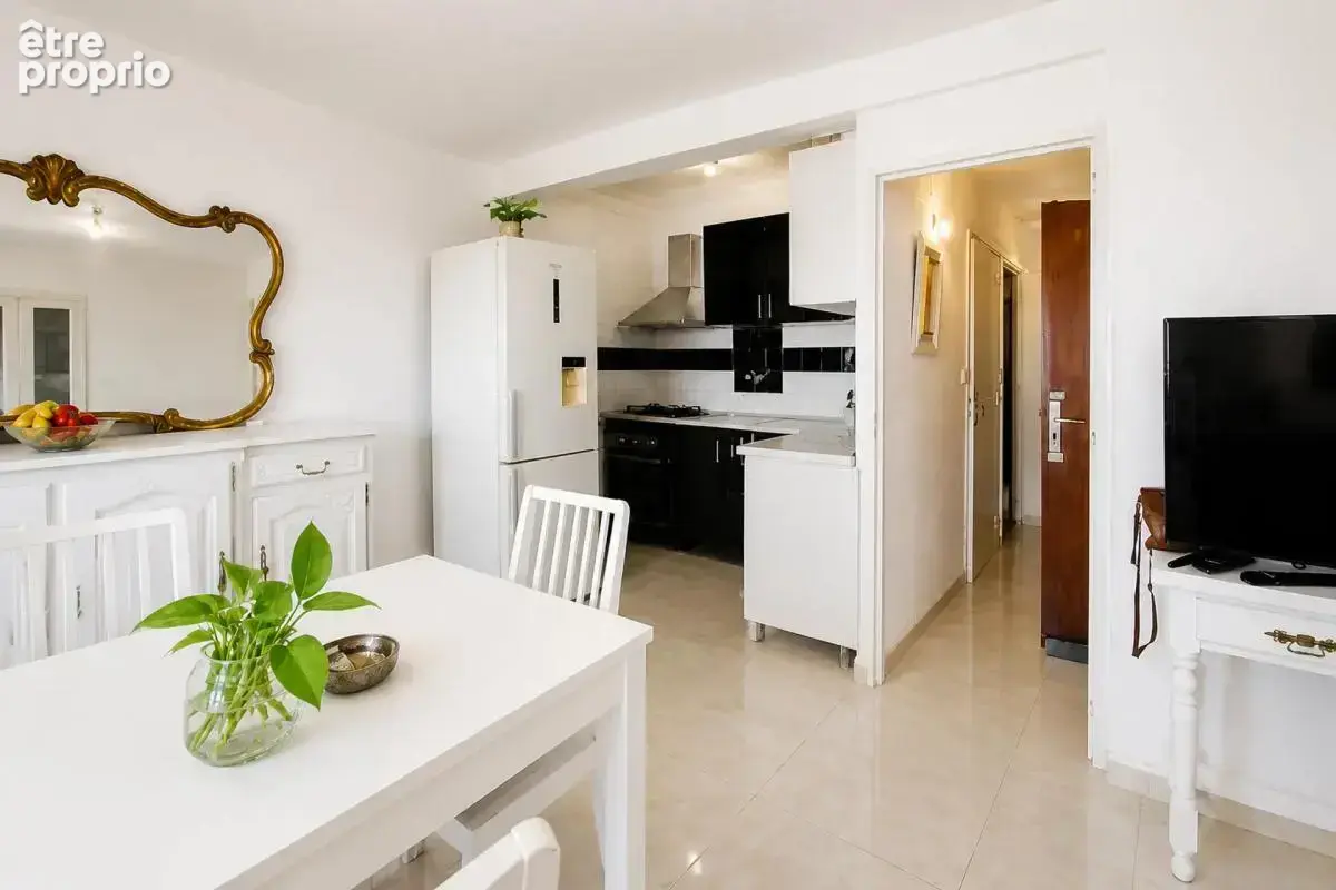 Appartement de 3 pièces de 53 m² à Marseille - photo 3