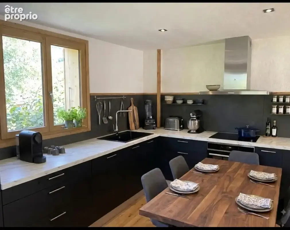 Chalet rénové au calme - photo 3