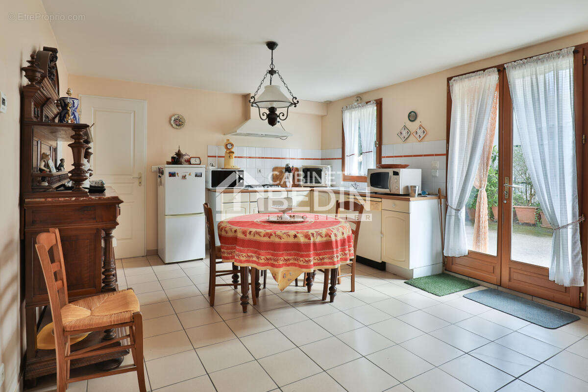 Maison à SAINT-SYMPHORIEN