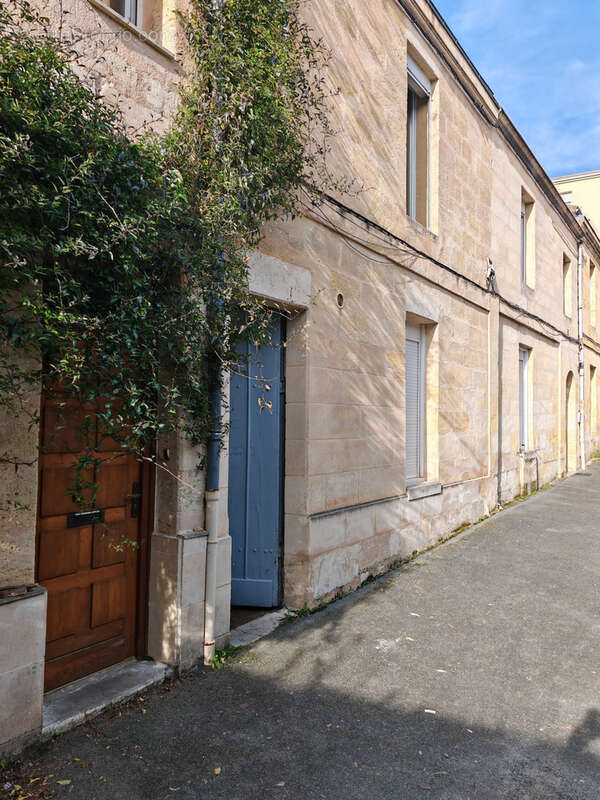 Appartement à BORDEAUX