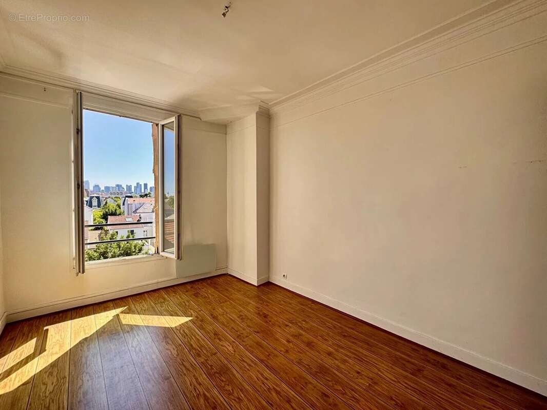 Appartement à BOIS-COLOMBES