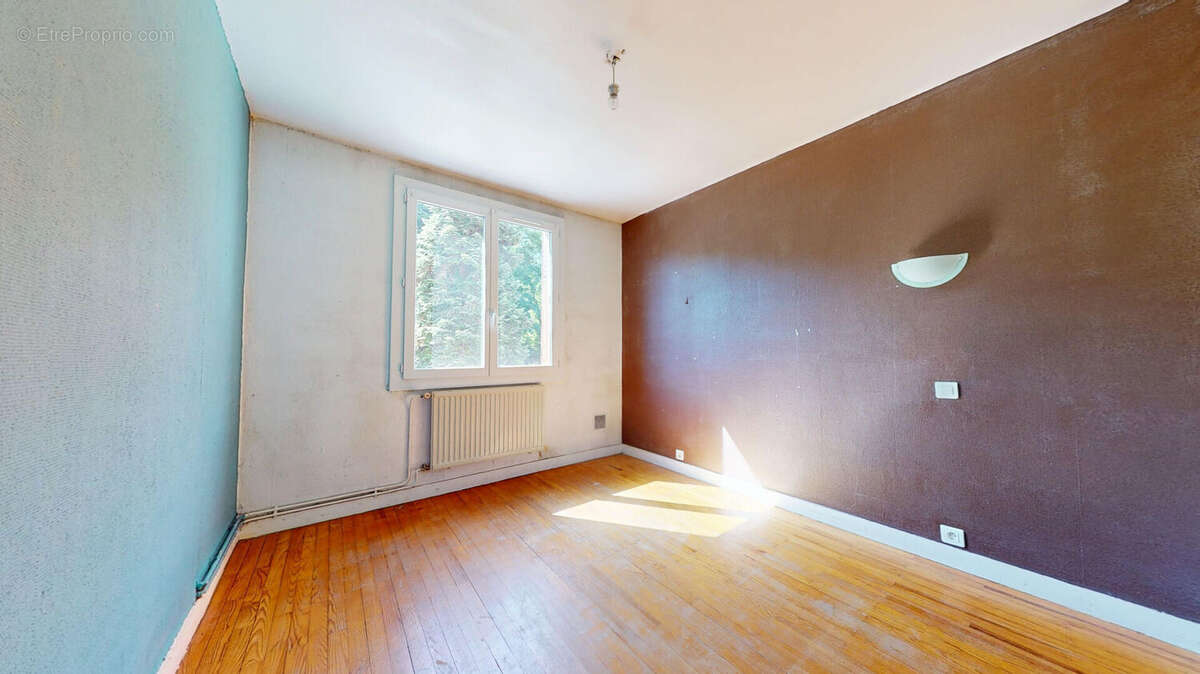 Appartement à PONT-EVEQUE
