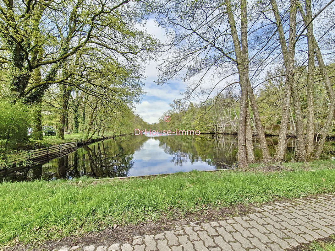 Maison à POIGNY-LA-FORET
