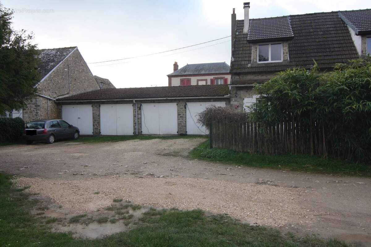 Appartement à BRIIS-SOUS-FORGES