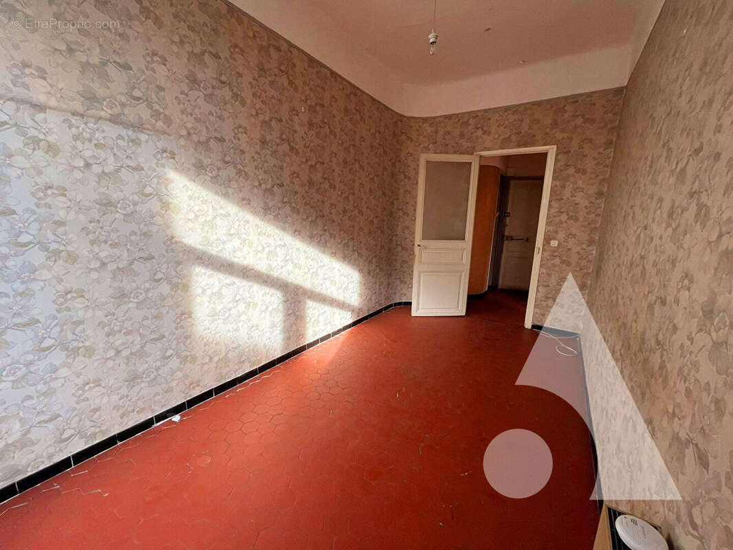 Appartement à SALERNES