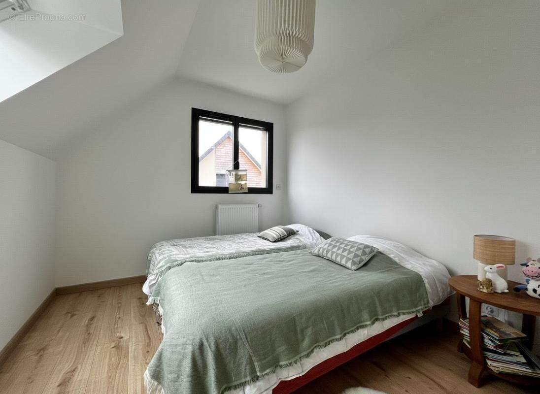 Maison à SAINT-JEAN-DU-CARDONNAY