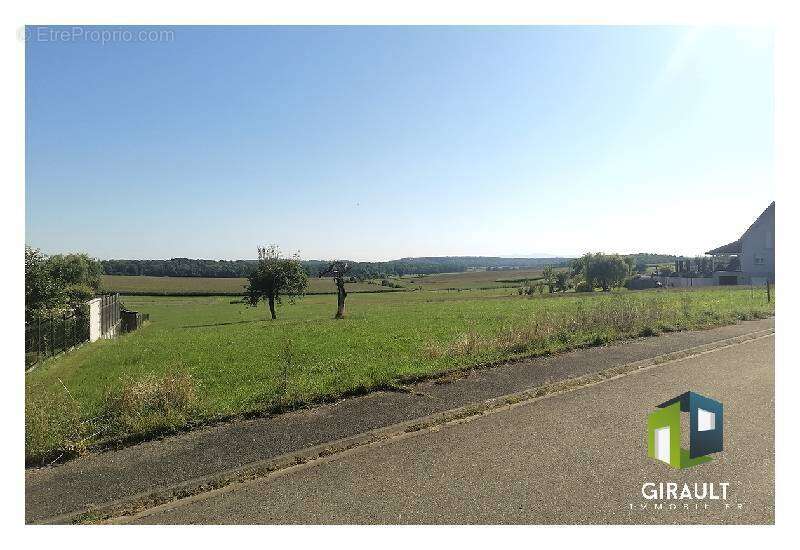 Terrain à TRAUBACH-LE-HAUT