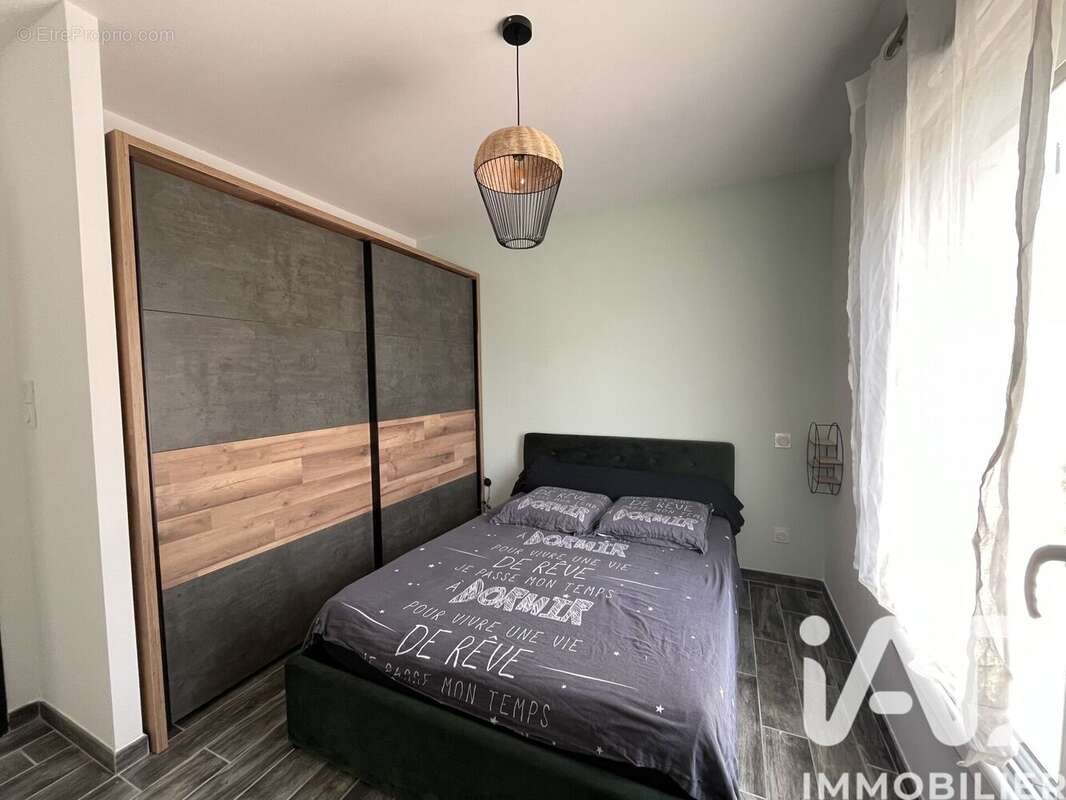 Maison 89 m² à Rouillac  - photo 8